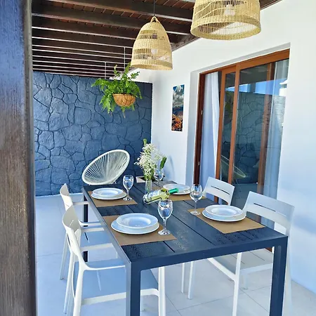 Rodríguez Villa *